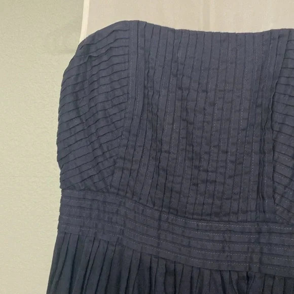 Loft Navy dress with sheer top A line size 4 - Picture 6 of 6